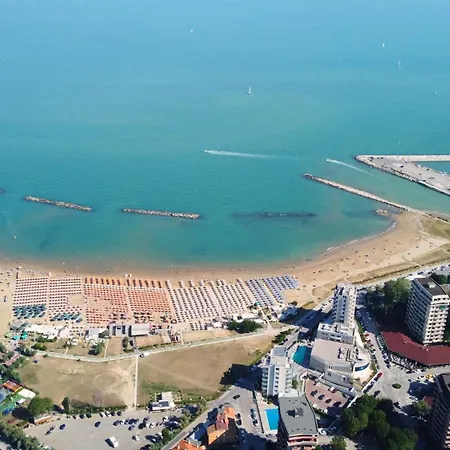 公寓 Sunbay Baia Flaminia *